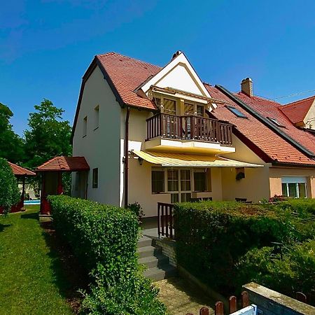 Szépkilátás Vendégház Balatonfůzfő Esterno foto